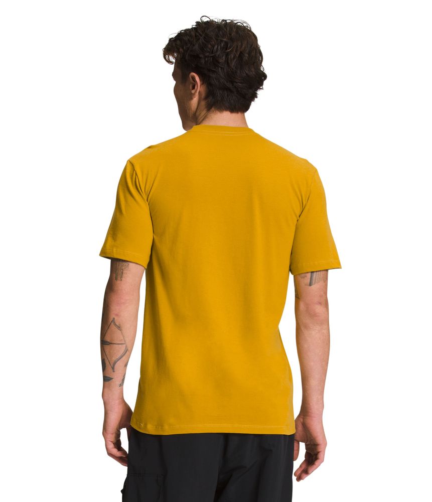 Camiseta-S-S-Half-Dome-Tee-Amarilla-Hombre-The-North-Face