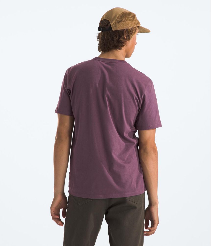 Camiseta-S-S-Half-Dome-Tee-Purpura-Hombre-The-North-Face