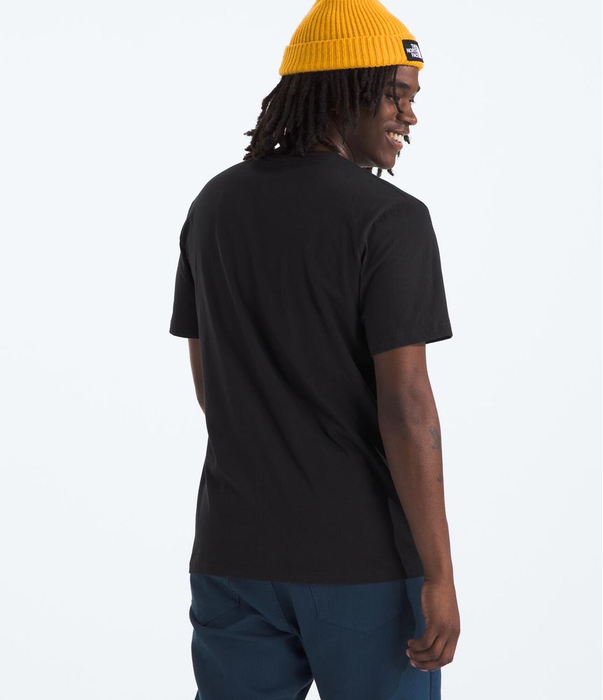 Camiseta-S-S-Half-Dome-Tee-Negra-Hombre-The-North-Face