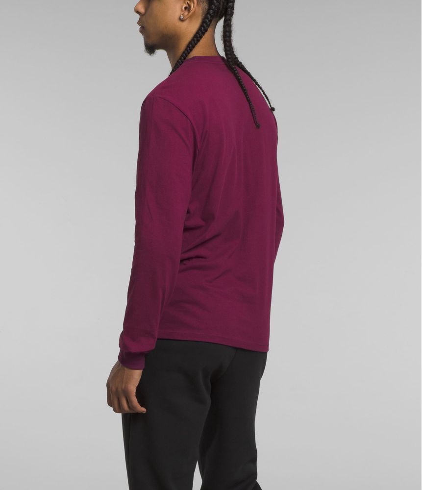 Camiseta-L-S-Sleeve-Hit-Graphic-Tee-Vinotinto-Hombre-The-North-Face-