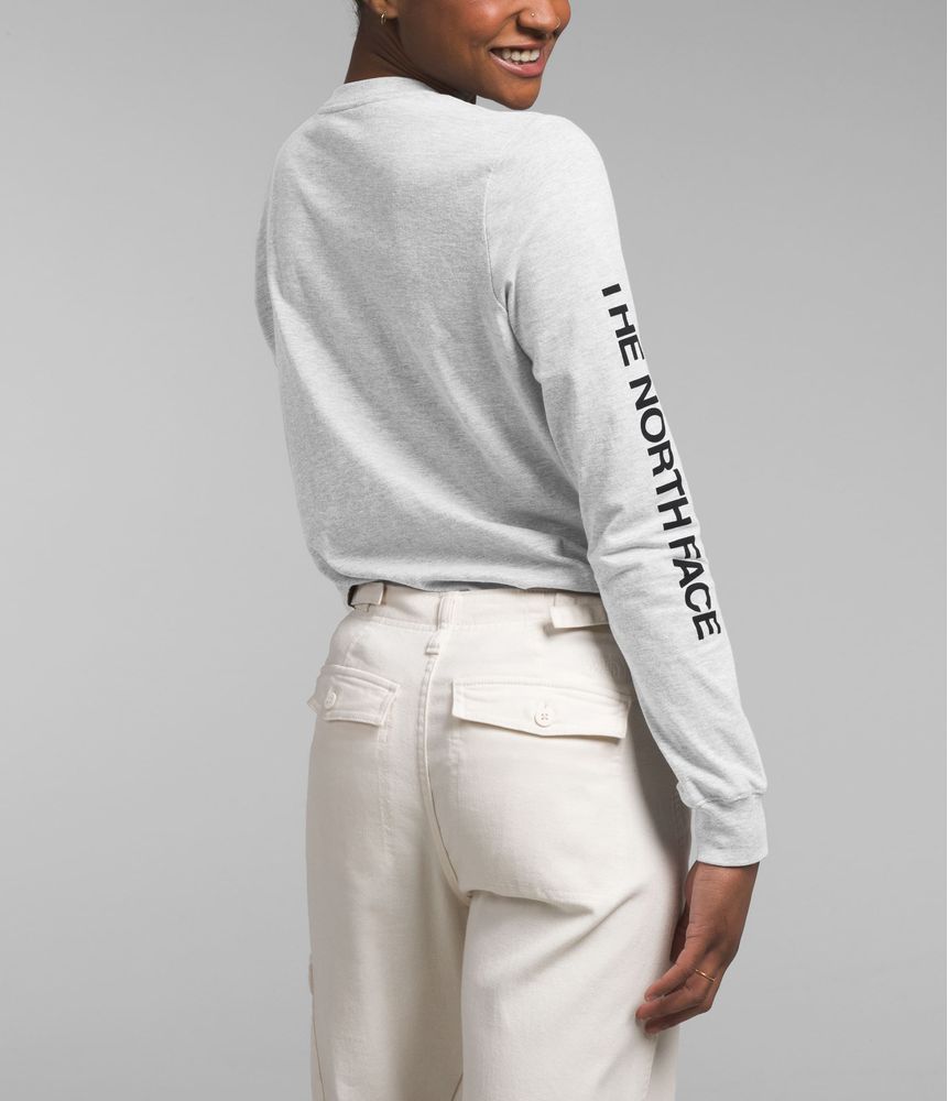 Camiseta-L-S-Sleeve-Hit-Graphic-Tee-Blanca-Mujer-The-North-Face-